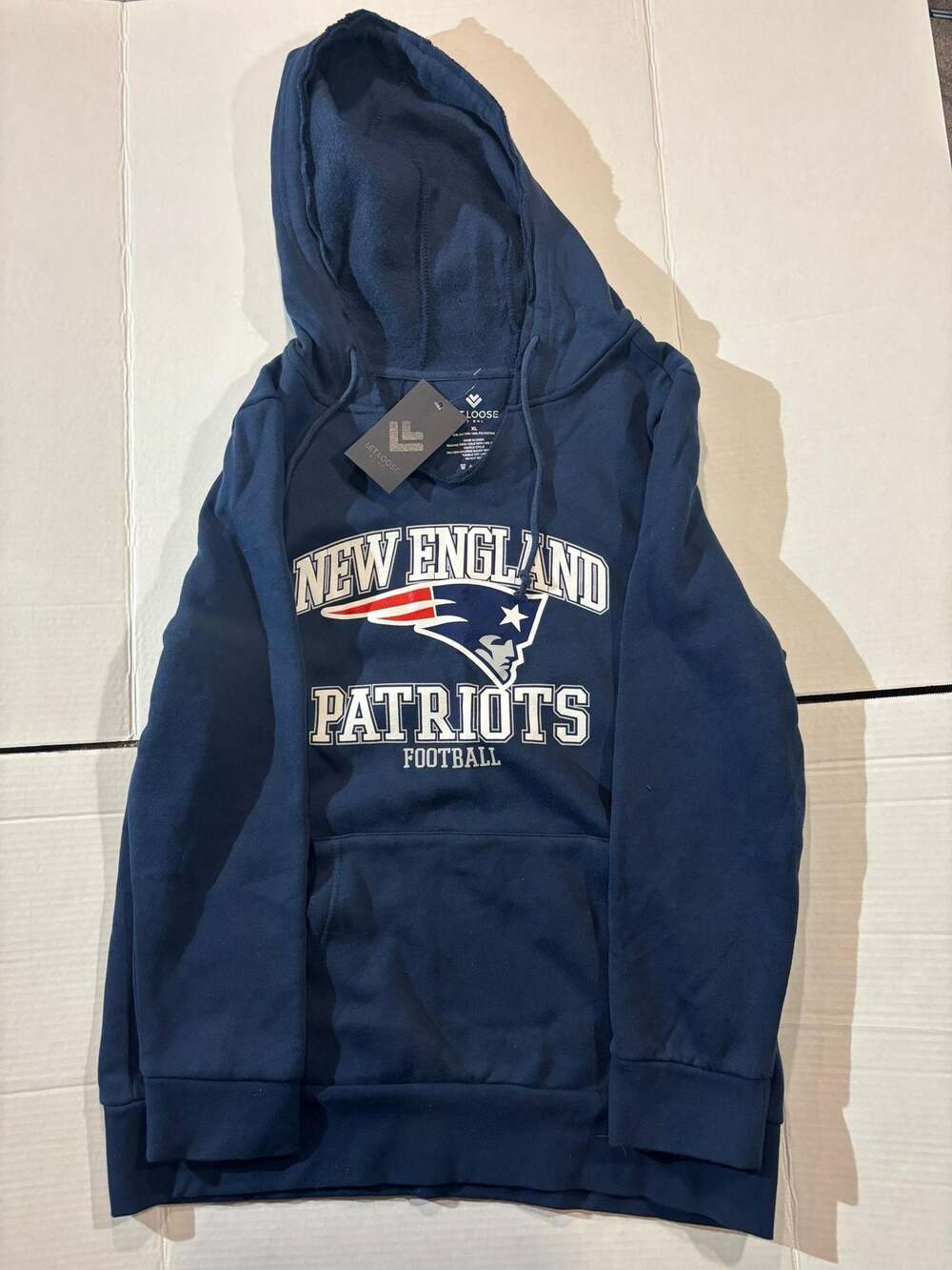 MWT New England Patriots Let Loose By RNL Pullover Hoodie Navy Blue Brand New XL